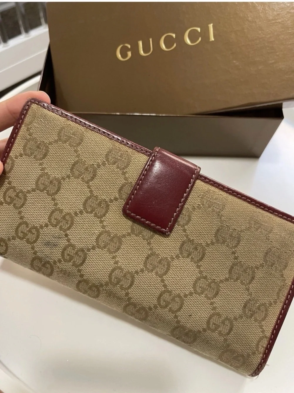Gucci Beige GG Canvas Continental Wallet with Burgundy Trim - Picture 4 of 7
